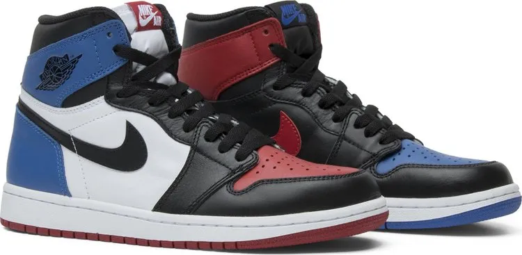 Air Jordan 1 Retro High OG Top 3 Sneakers, Black