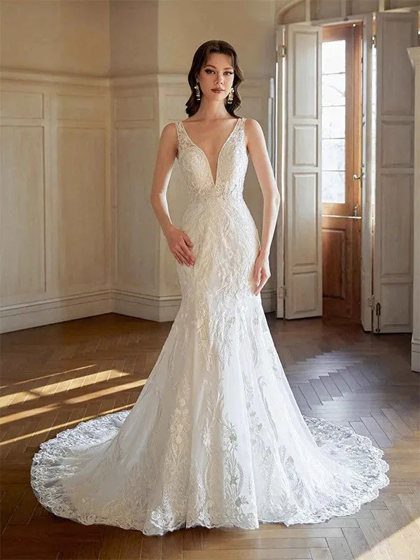 Charming A-line Tulle V-neck Lace Appliques Wedding Dresses With Trailing, WD0386