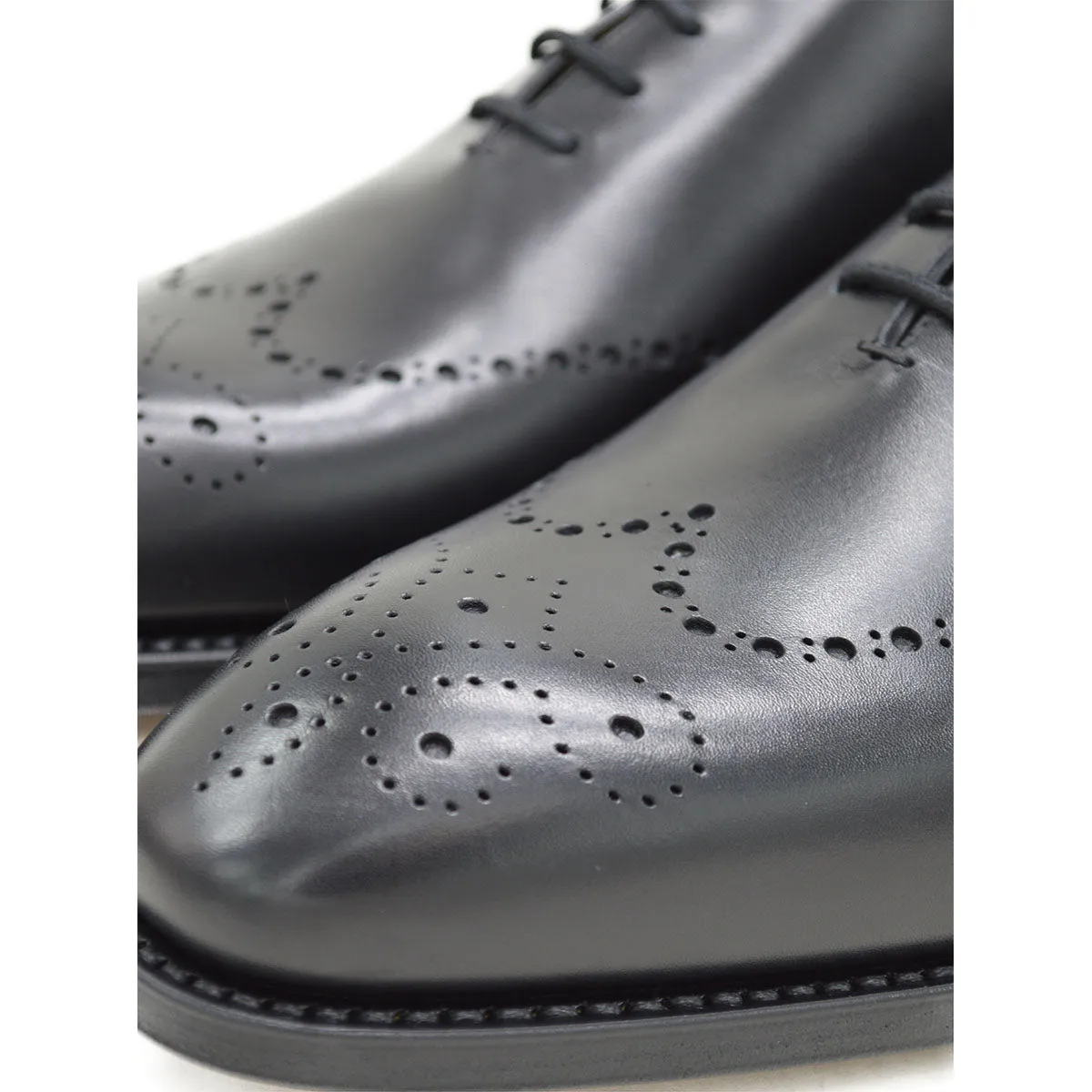 FACTORY SECOND Berwick 1707 Brogue Wholecut (5556) - Black