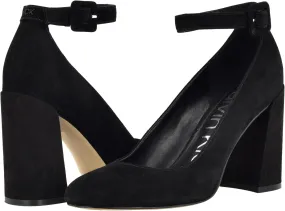 Fionna Calvin Klein shoes, black suede