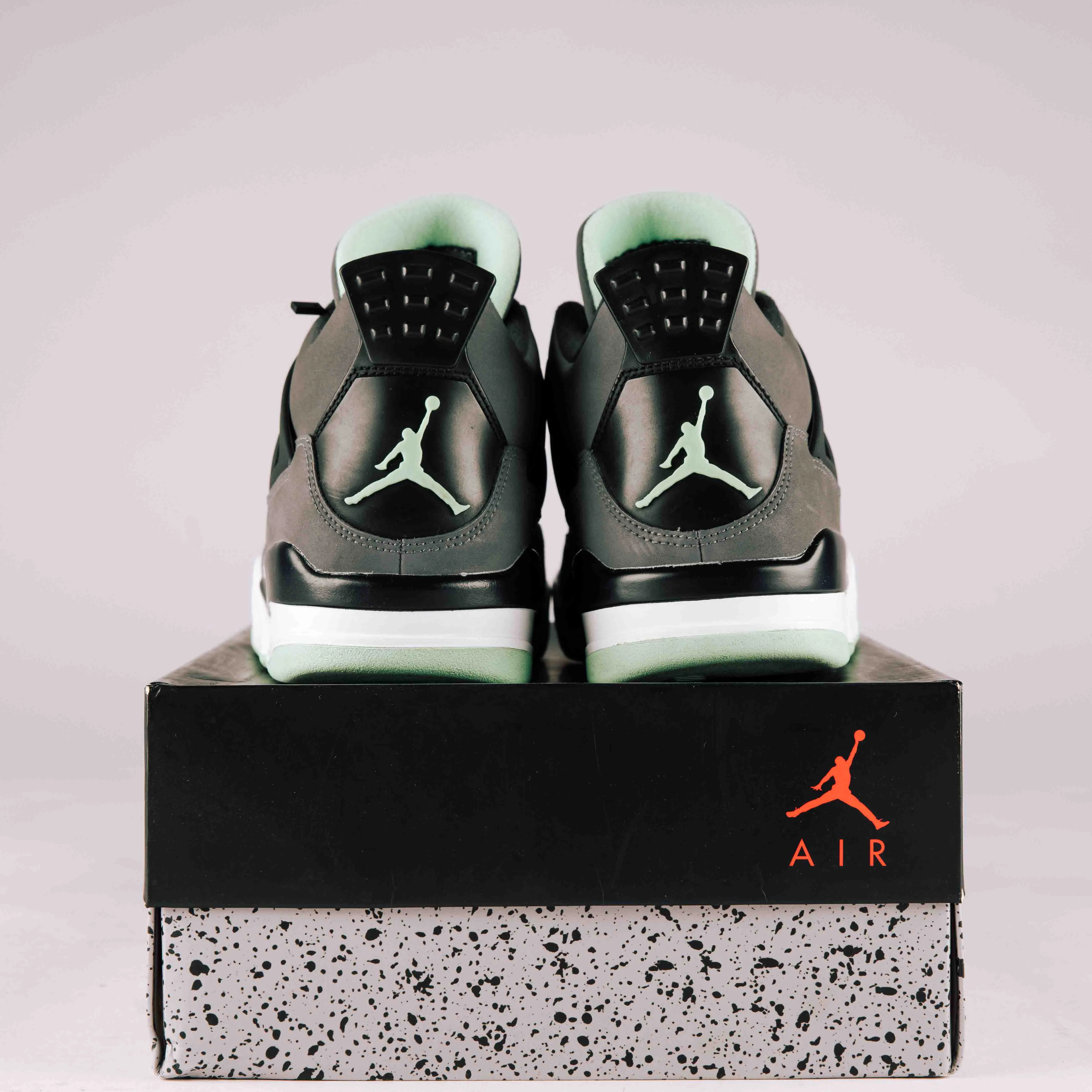 Jordan 4 Retro Green Glow - Used - 0011