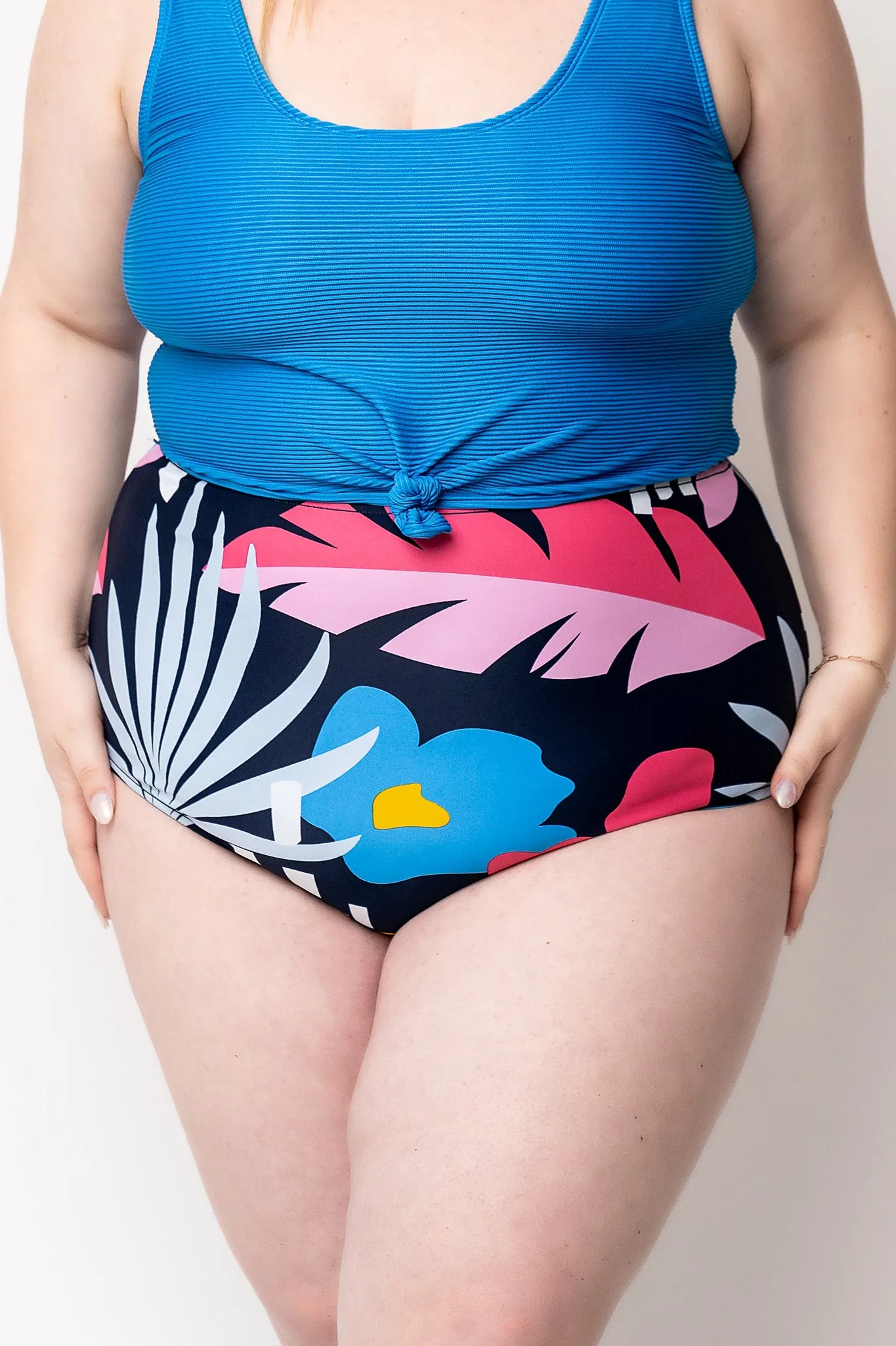 Leisure Reversible Bottom | Blue Wave Floral