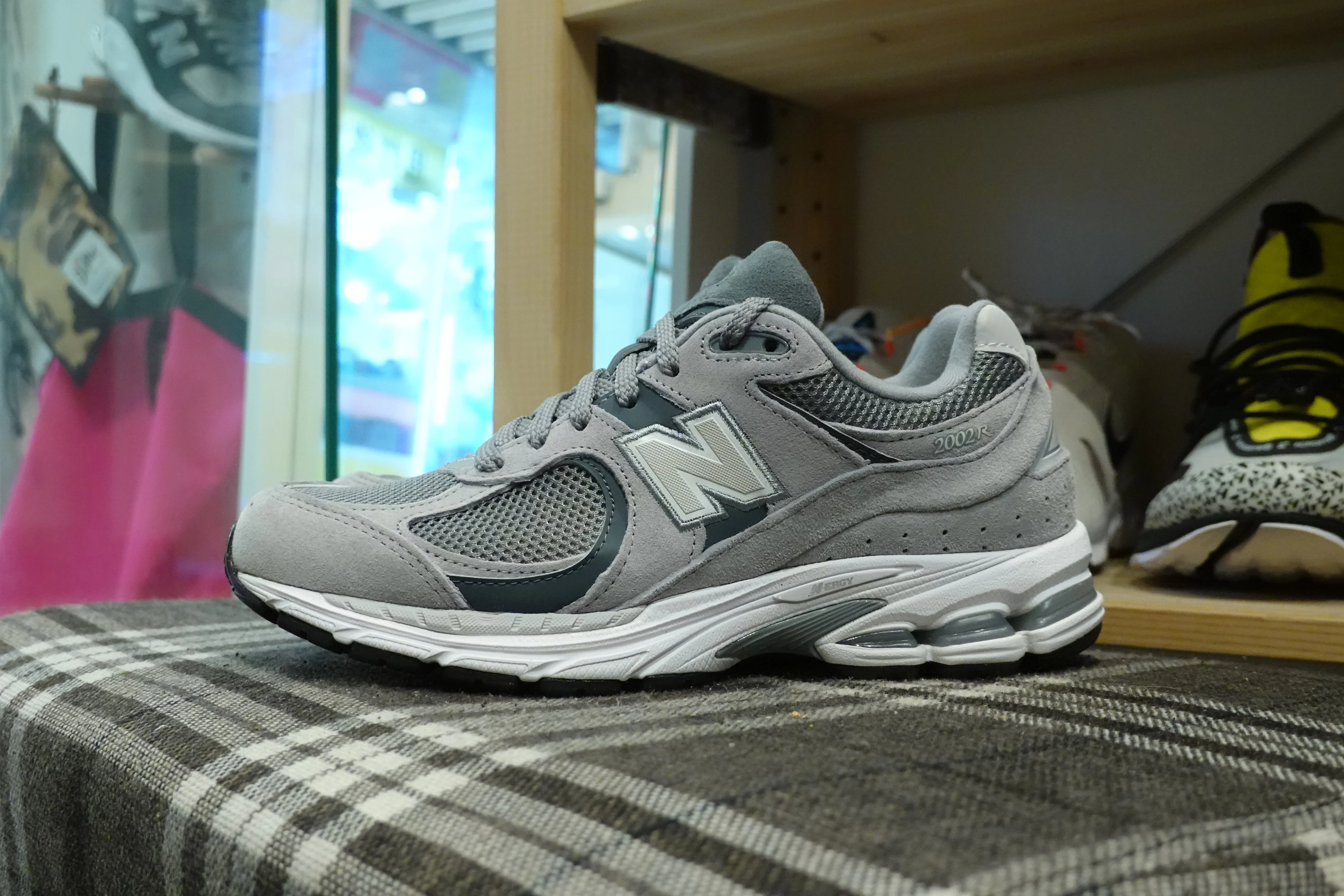 New Balance M2002RST